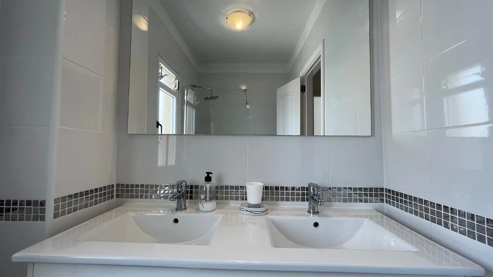 Spacious Apartment With Sea Views Callao Salvaje