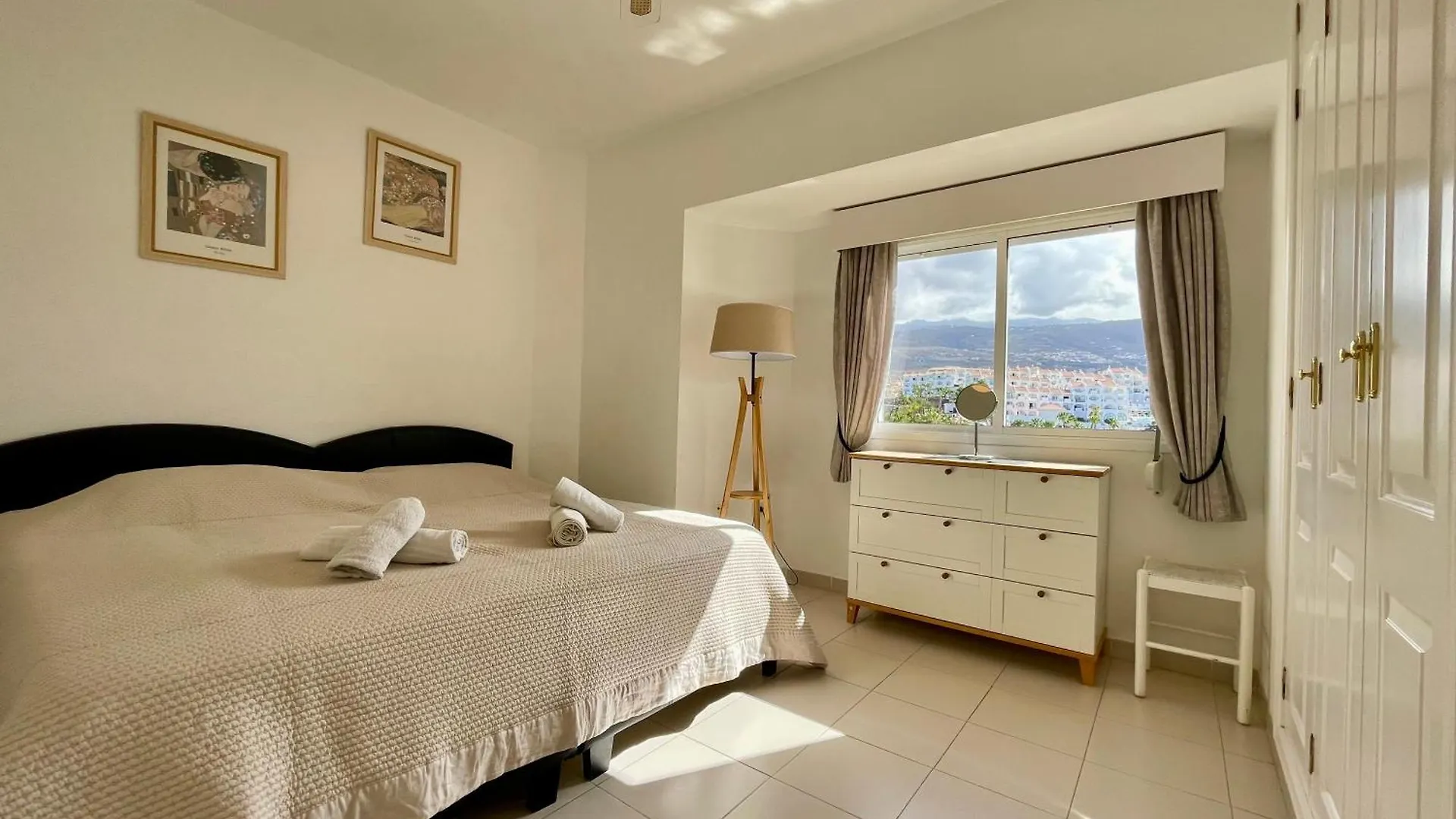 Spacious Apartment With Sea Views Callao Salvaje 0*,